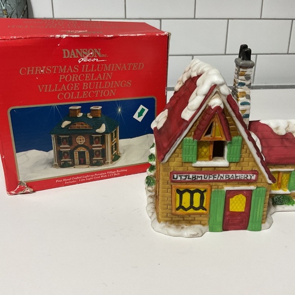 VTG Danson Christmas illuminated porcelain Muffin Bakery - Picture 3 of 9